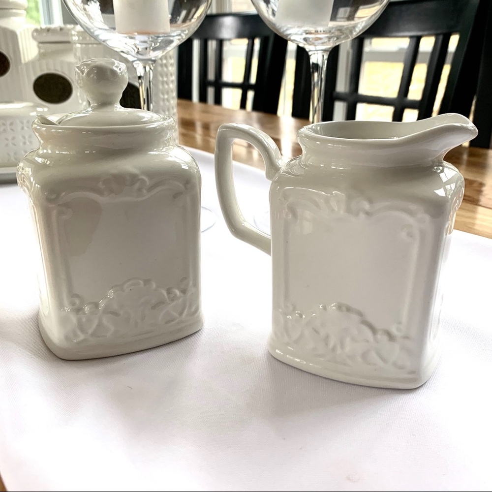 BRAND NEW THL sugar jar and milk pitcher - Picture 2 of 5
